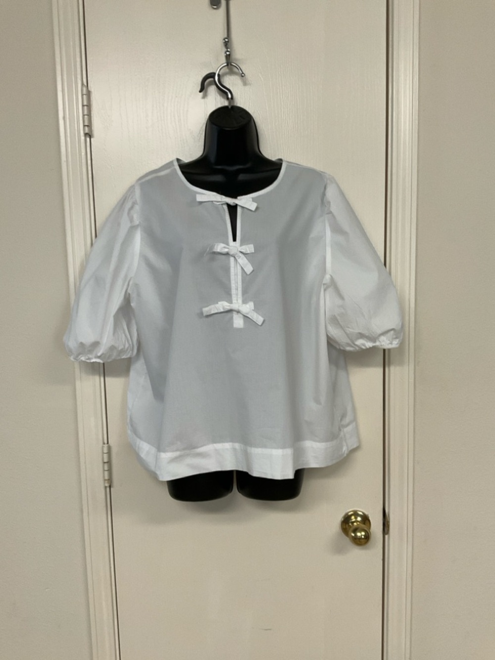 LOFT Puff-Sleeve Top with Front Bow Trim
